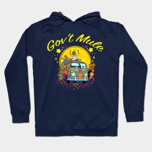 govttt m Hoodie